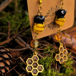 Bumble Bee & Honey Comb Earrings | Wildwood Collection | EmilieNicole.com